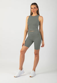 Serenita Shorts 8" (Stone Grey)