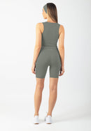 Serenita Shorts 8" (Stone Grey)