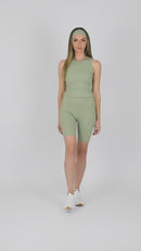 Serenita Shorts 8" (Pistachio)
